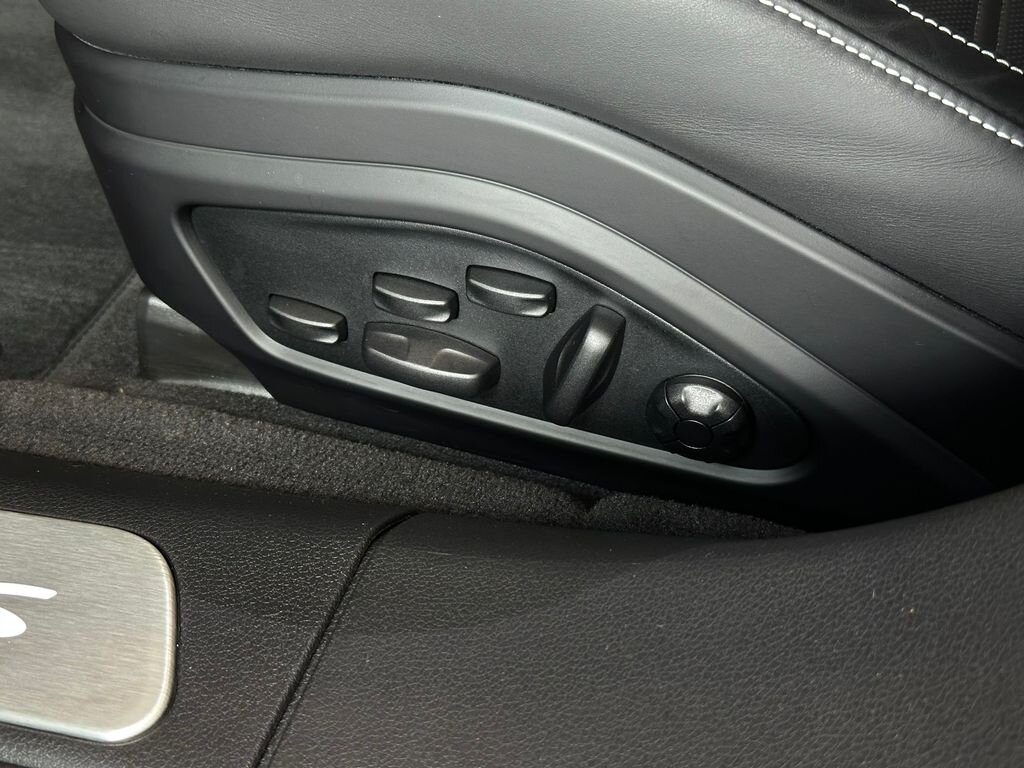 Porsche Panamera Sedan / Limuzína 4,0 l 368 kw