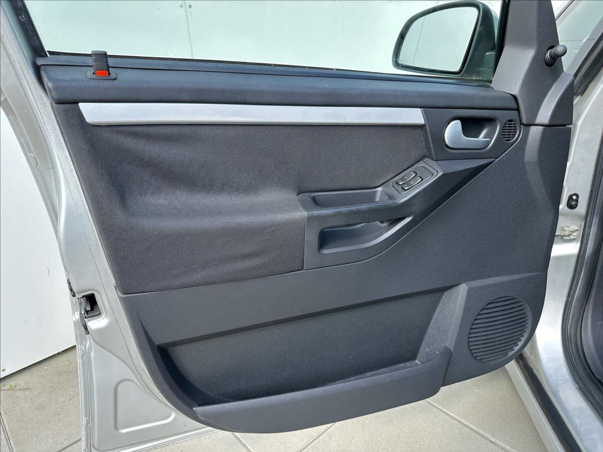 Opel Meriva MPV 1,6 l 74 kw