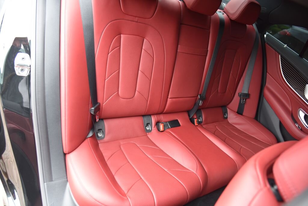 Mercedes-Benz CLS Sedan 3,0 l 320 kw