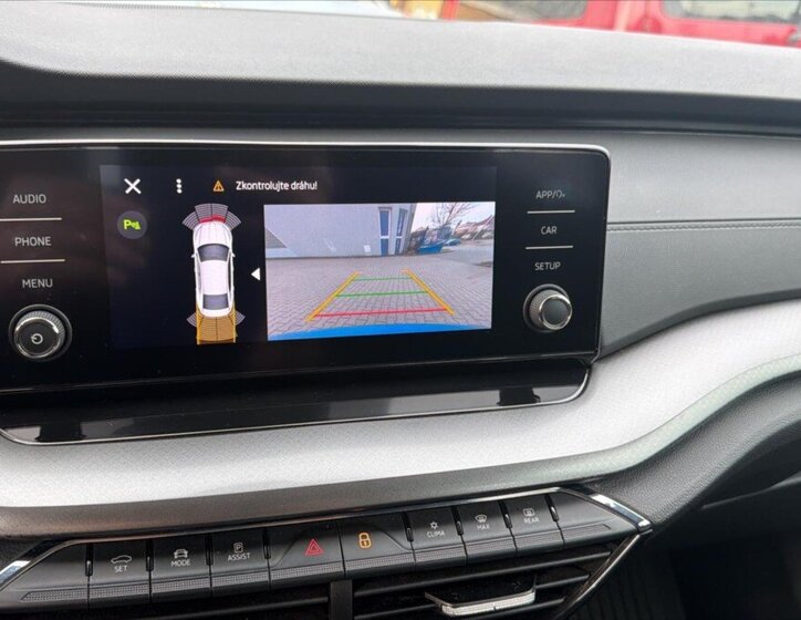 Škoda Octavia Sedan / Limuzína 1,5 l 110 kw