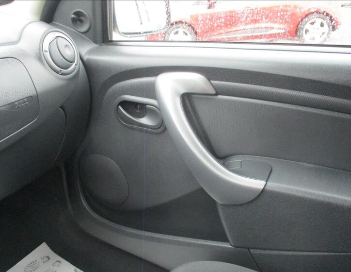 Dacia Duster SUV 1,6 l 77 kw