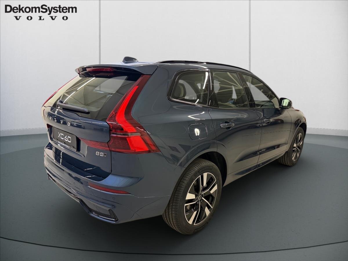 Volvo XC60 SUV / Terénní 2,0 l 184 kw