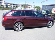 Škoda Superb 12