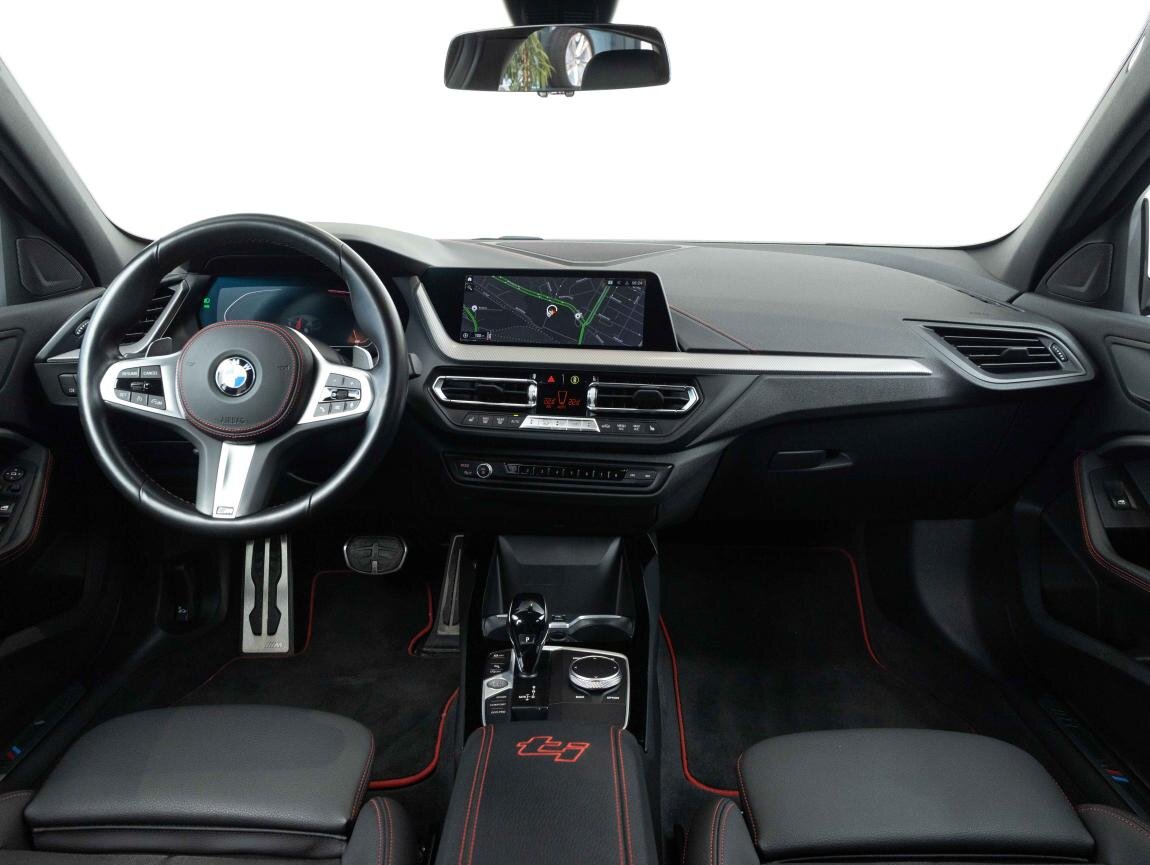 BMW Řada 1 Hatchback 2,0 l 195 kw