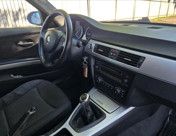 BMW Řada 3 26
