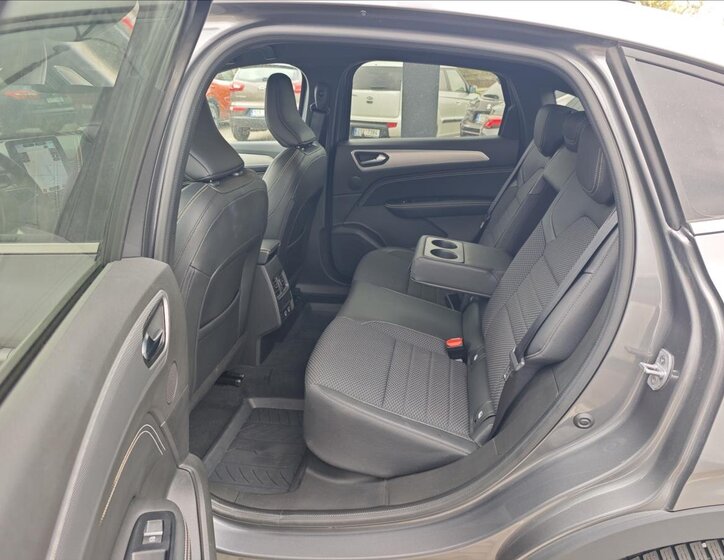 Renault Arkana SUV / Terénní 1,3 l 103 kw