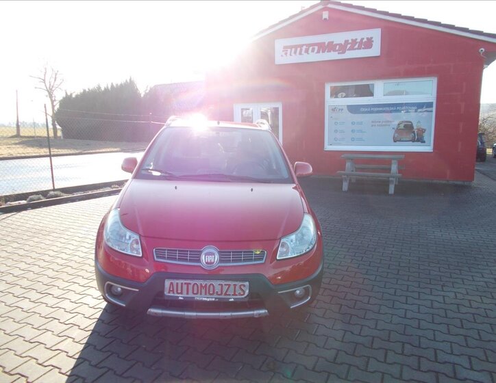 Fiat Sedici Hatchback 1,6 l 88 kw