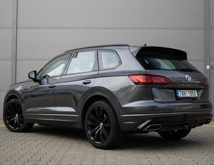 Volkswagen Touareg 7