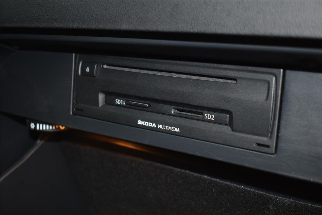 Škoda Octavia Kombi 2,0 l 110 kw