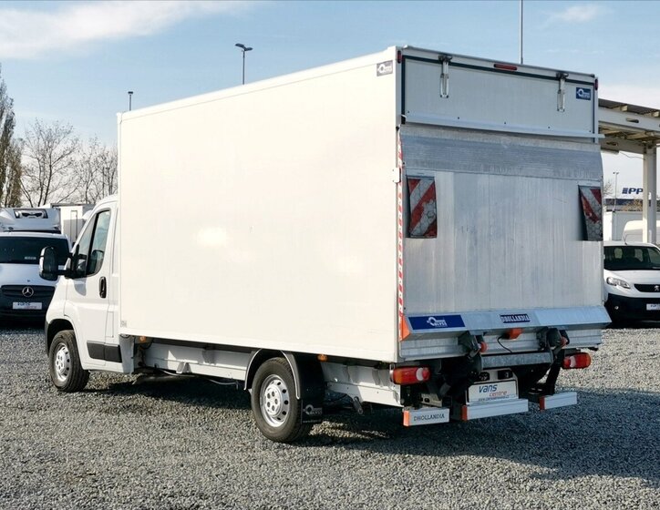 Opel Movano 4