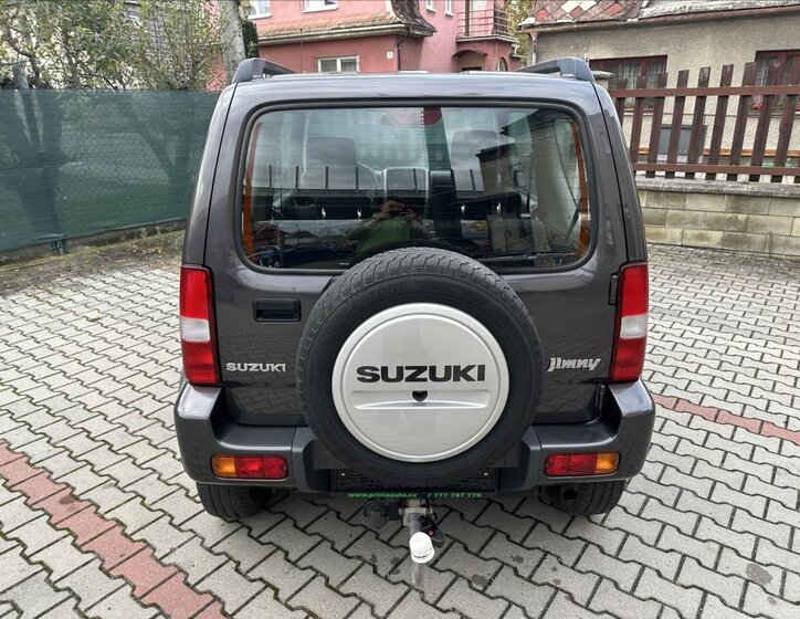 Suzuki Jimny 4