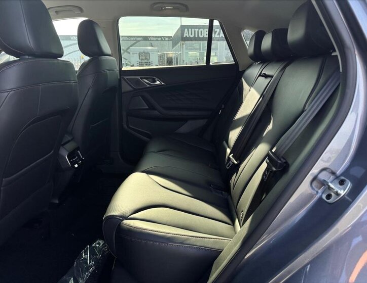 MG HS SUV / Terénní 1,5 l 125 kw