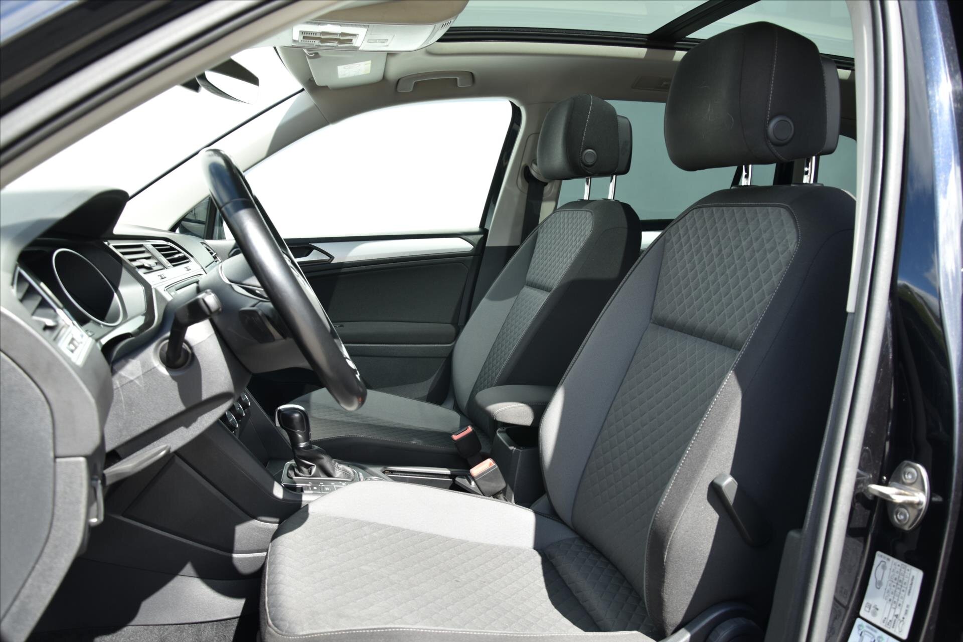Volkswagen Tiguan SUV / Terénní 2,0 l 110 kw