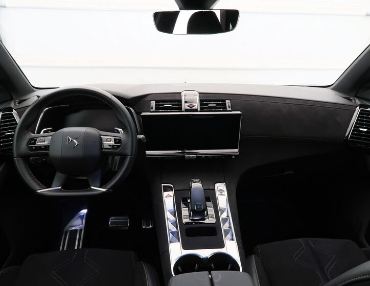 DS Automobiles DS7 Crossback 21