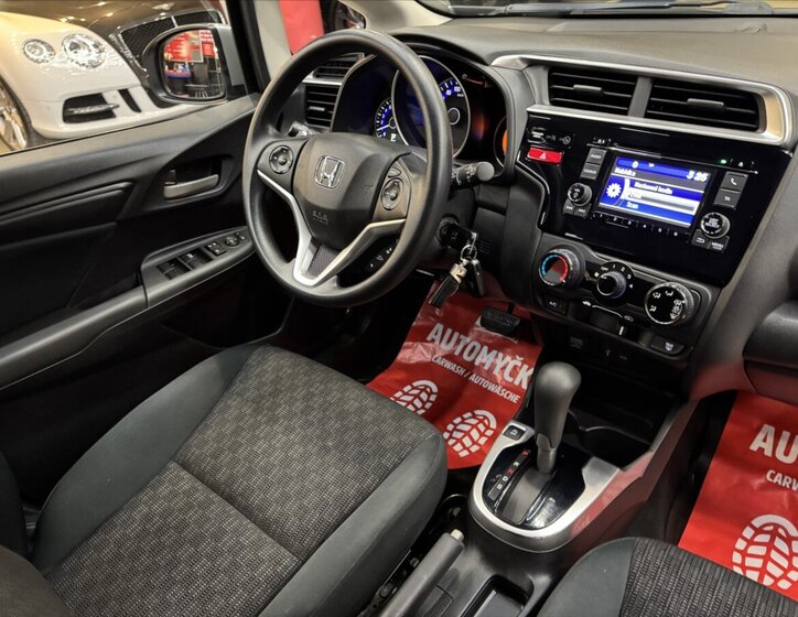 Honda Jazz Hatchback 1,3 l 75 kw