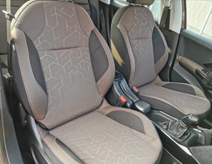 Peugeot 2008 Kombi 1,4 l 50 kw