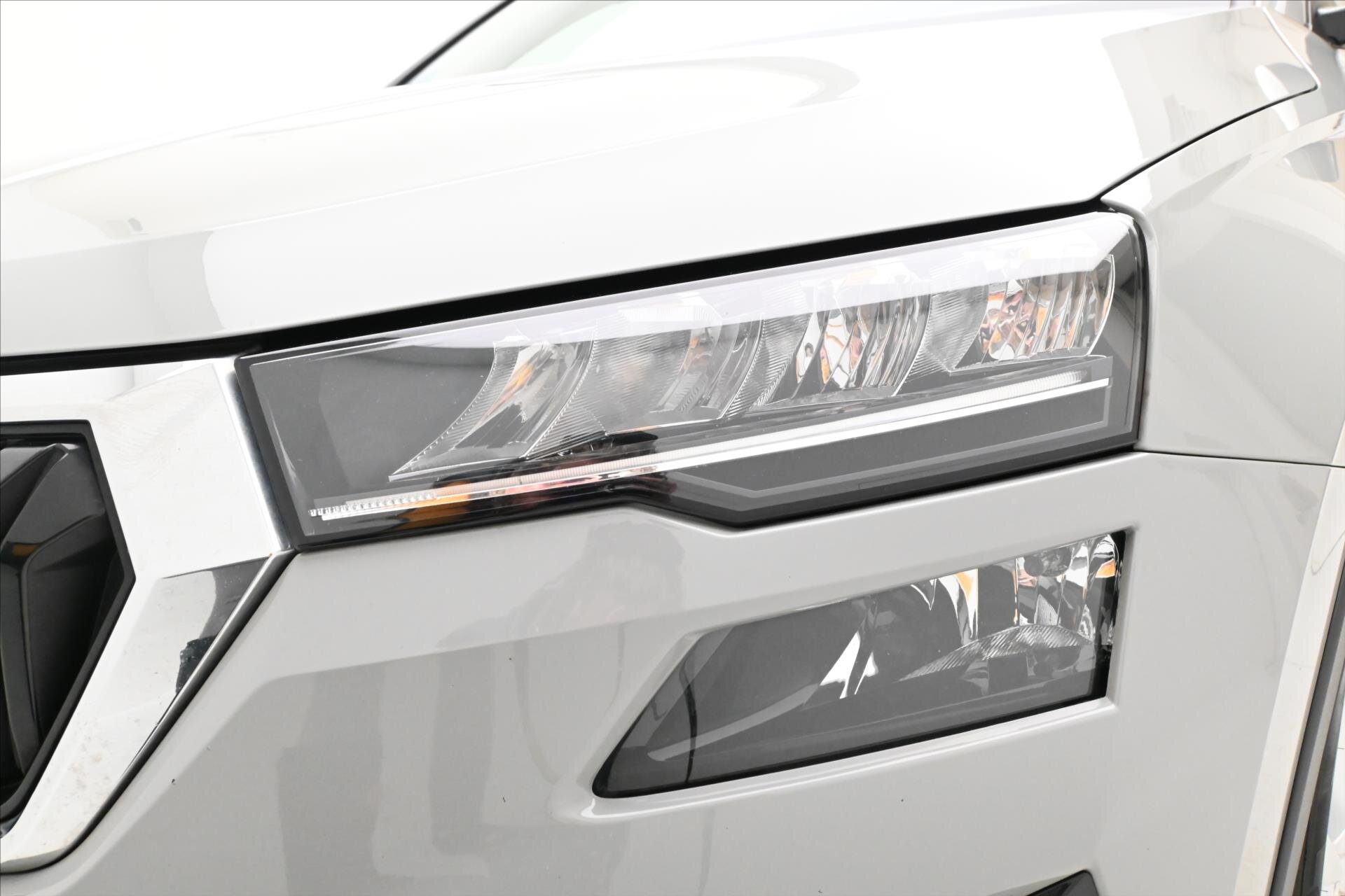 Škoda Karoq SUV 999,0 81 kw