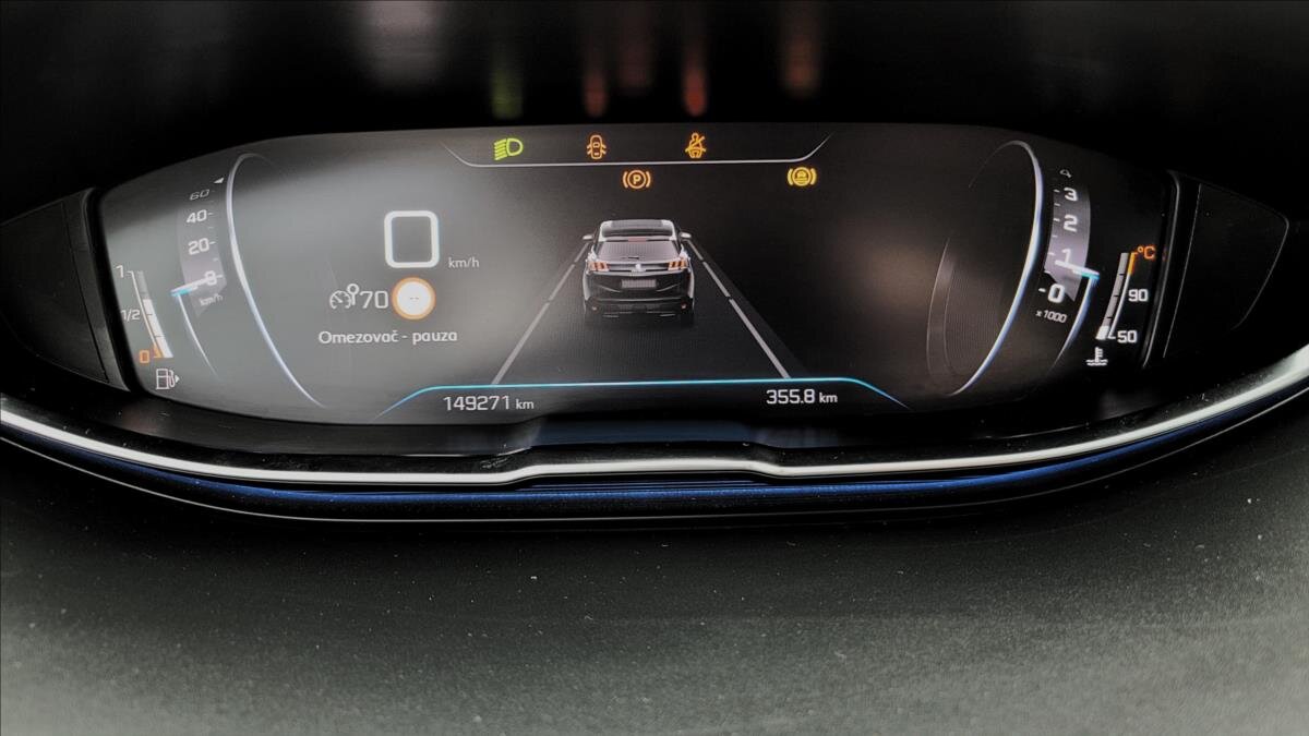 Peugeot 3008 SUV / Terénní 1,5 l 96 kw