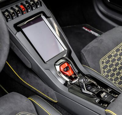 Lamborghini Huracán 16