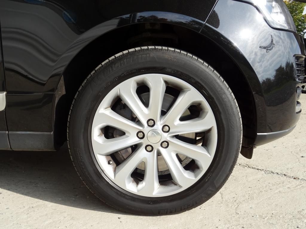 Land Rover Range Rover SUV 4,4 l 250 kw