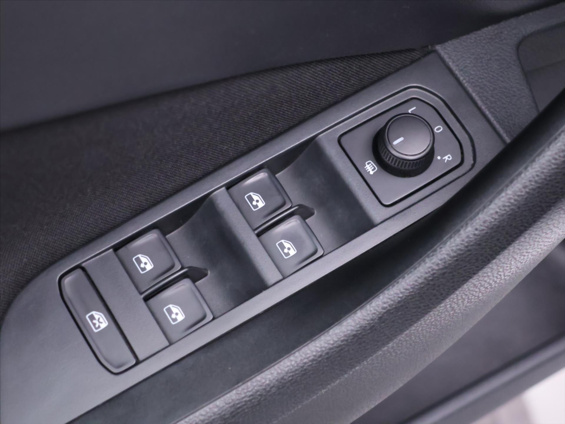 Škoda Scala Hatchback 999,0 70 kw