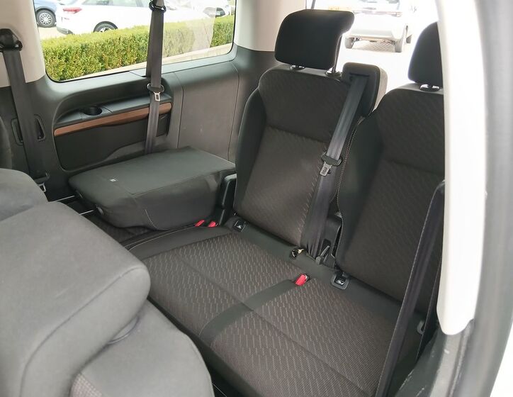 Toyota ProAce Verso 13
