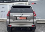 Toyota Land Cruiser 12