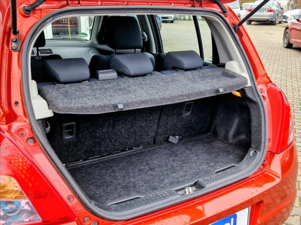 Suzuki Swift Hatchback 1,2 l 55 kw