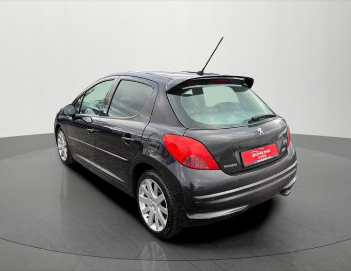 Peugeot 207 5