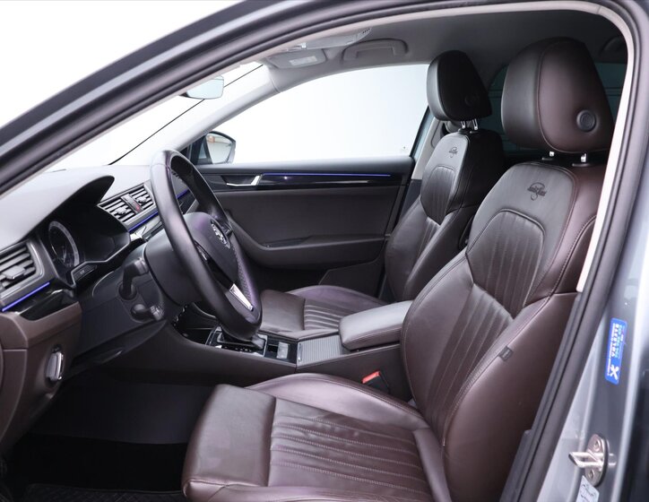 Škoda Superb Kombi 2,0 l 140 kw