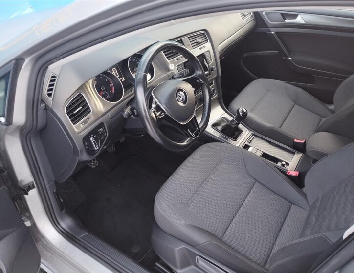 Volkswagen Golf Hatchback 1,4 l 90 kw