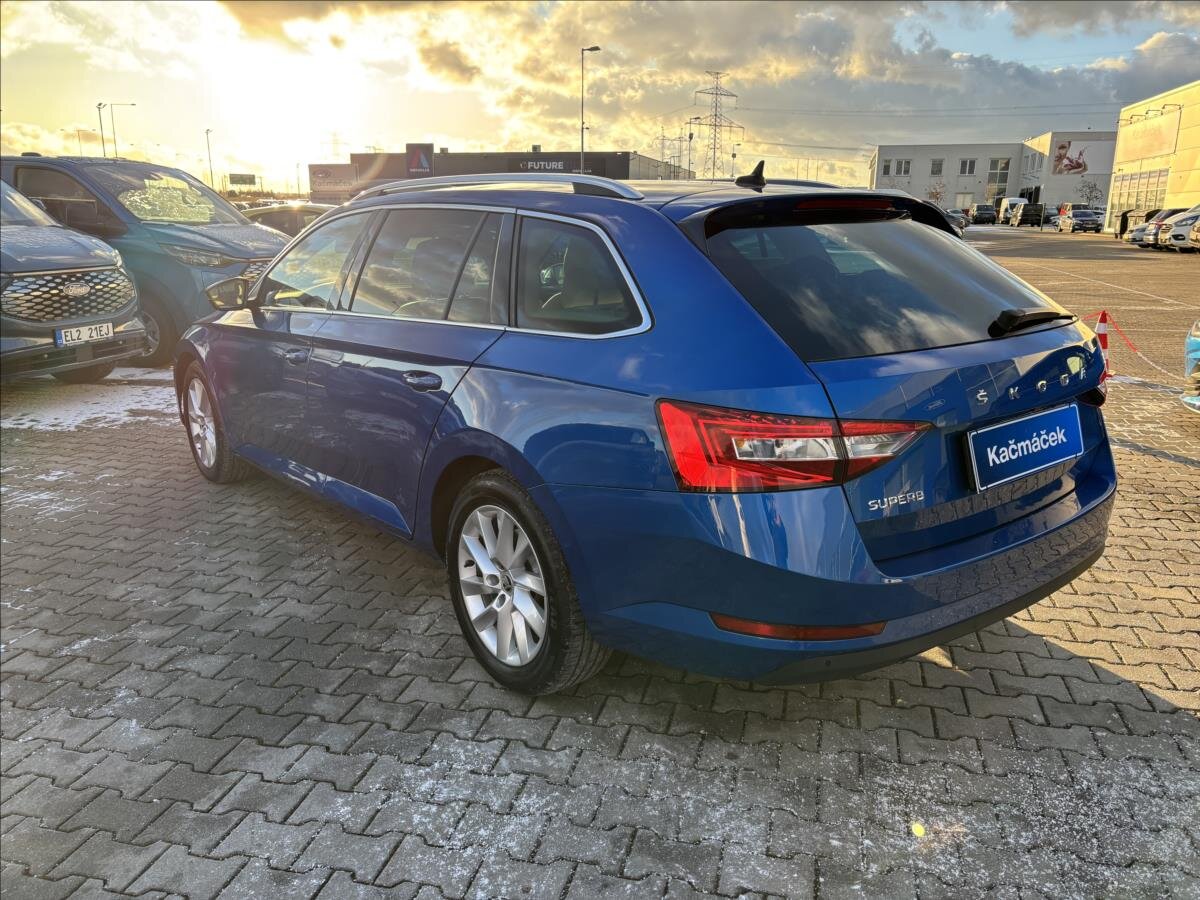 Škoda Superb Kombi 2,0 l 110 kw