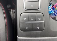 Ford Kuga SUV / Terénní 2,5 l 140 kw