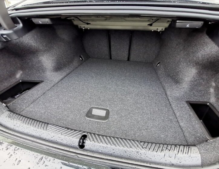 BMW i5 Sedan 0,0 290 kw