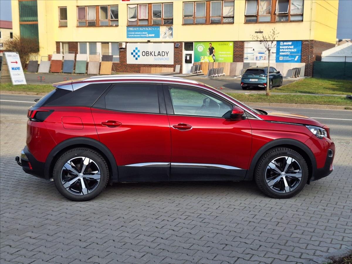 Peugeot 3008 SUV / Terénní 1,5 l 96 kw
