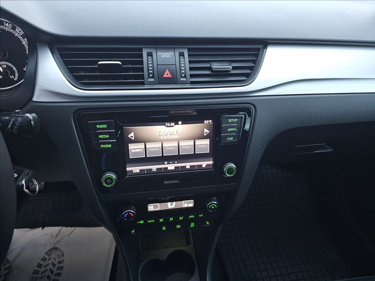 Škoda Rapid Hatchback 999,0 81 kw