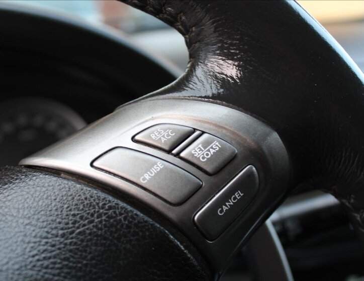 Subaru Legacy Kombi 2,0 l 121 kw