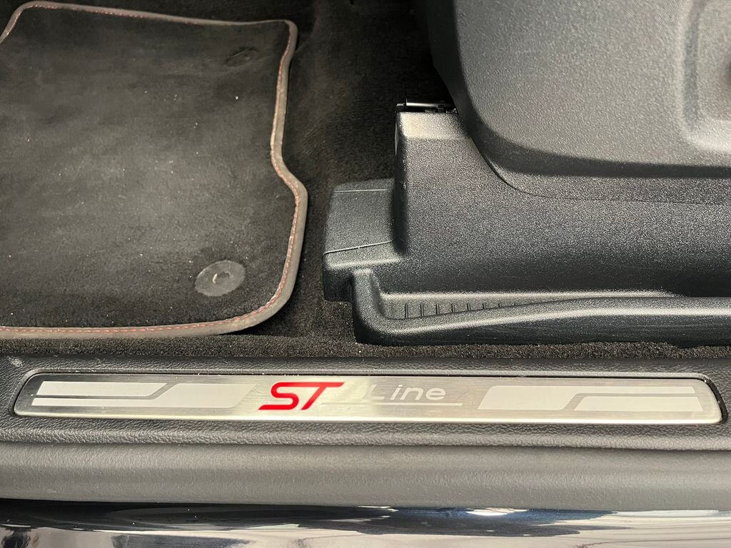 Ford S-MAX MPV 2,5 l 140 kw