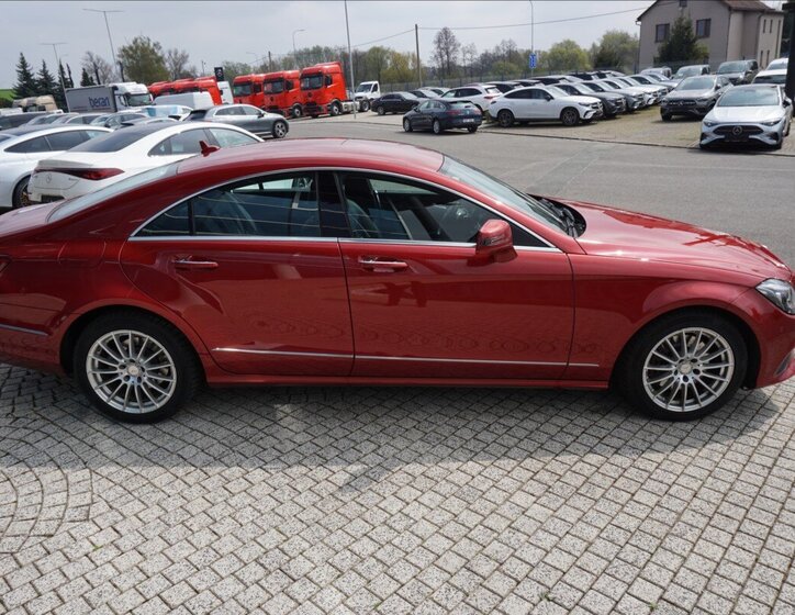 Mercedes-Benz CLS Sedan / Limuzína 3,0 l 190 kw