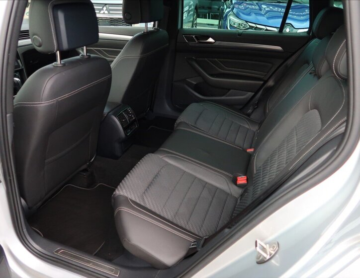 Volkswagen Passat Kombi 2,0 l 147 kw