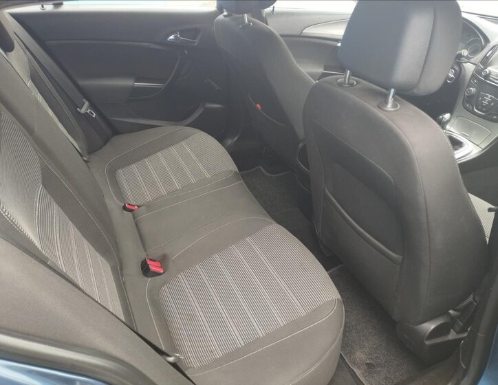 Opel Insignia Kombi 2,0 l 88 kw