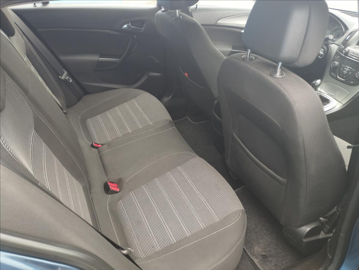 Opel Insignia Kombi 2,0 l 88 kw