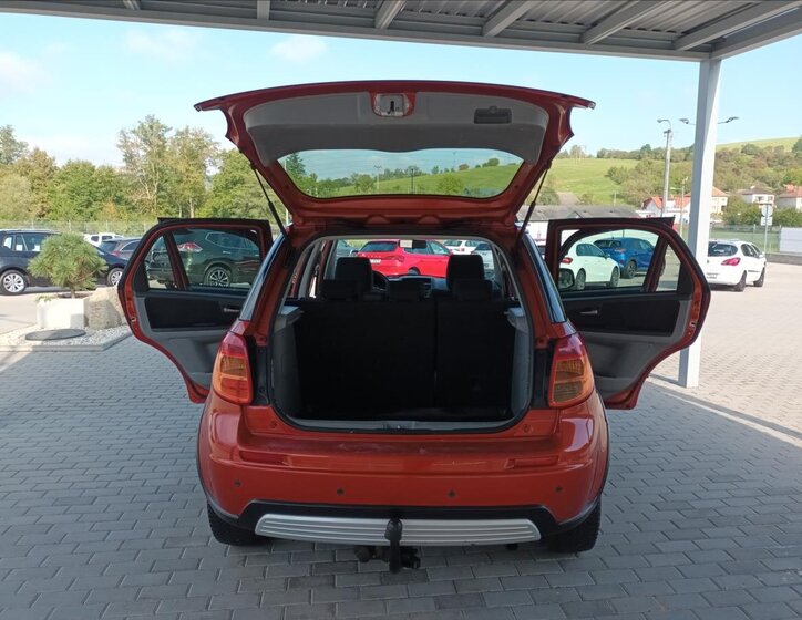 Suzuki SX4 Hatchback 1,6 l 79 kw