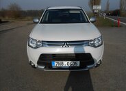 Mitsubishi Outlander Kombi 2,3 l 110 kw