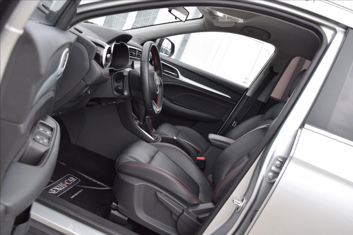 MG ZS Hatchback 1,5 l 78 kw