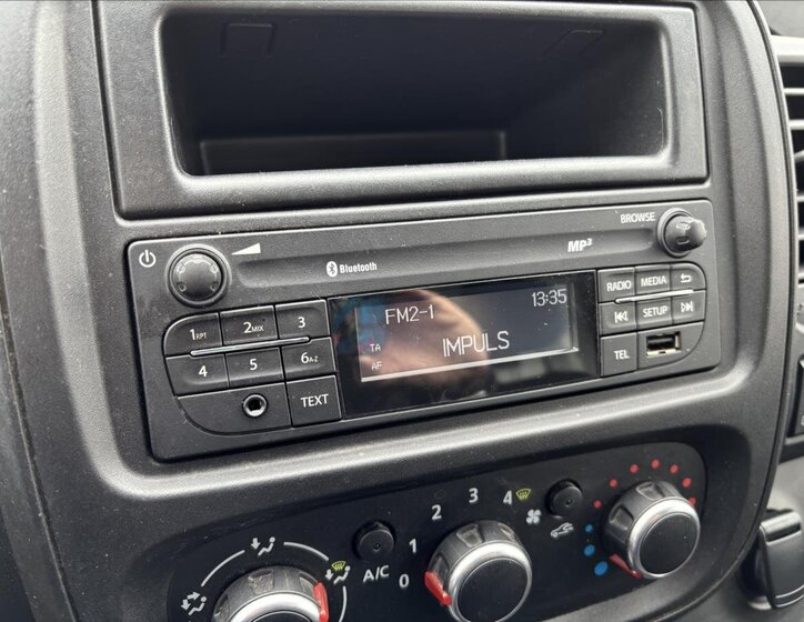 Renault Trafic Skříň 2,0 l 88 kw