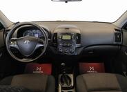 Hyundai i30 14