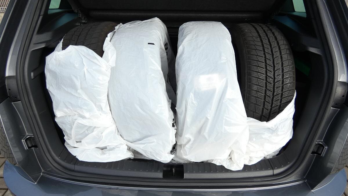 Škoda Karoq SUV / Terénní 1,5 l 110 kw