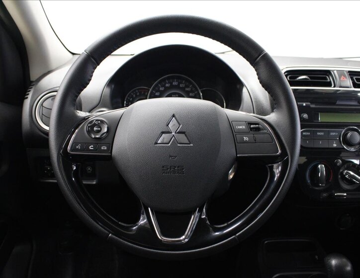 Mitsubishi Space Star Hatchback 1,2 l 59 kw