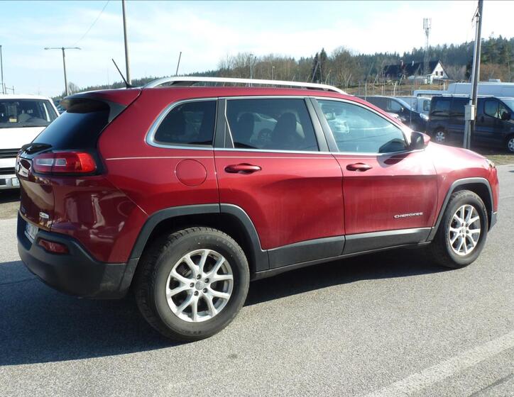 Jeep Cherokee 8